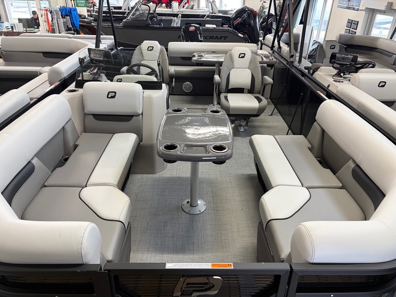 Princecraft Boats  2026 Princecraft Vectra 21RL Pontoon Boat Photo